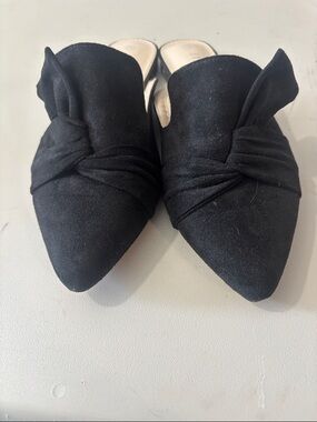 Black Pointed Knot Mules - Women's Slip-On Flats